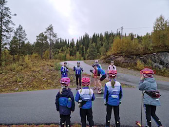 Skigruppa på samling på Selbuskogen